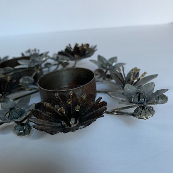 Metal Floral Double Tea Light Candle Holder Flowers Sculpture - Picture 9 of 11